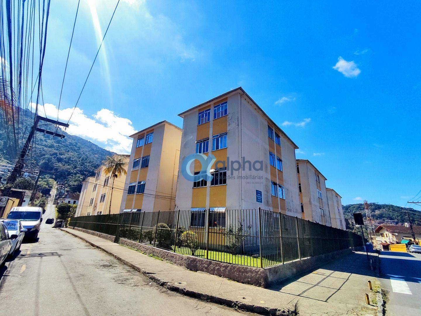 Apartamento à venda em Mosela, Petrópolis - RJ