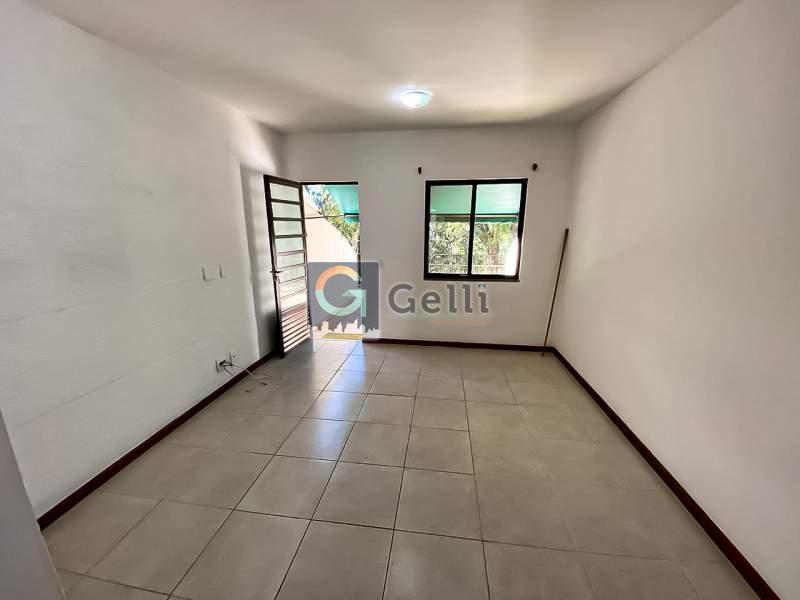 Apartamento à venda com 3 quartos, 65m² - Foto 2