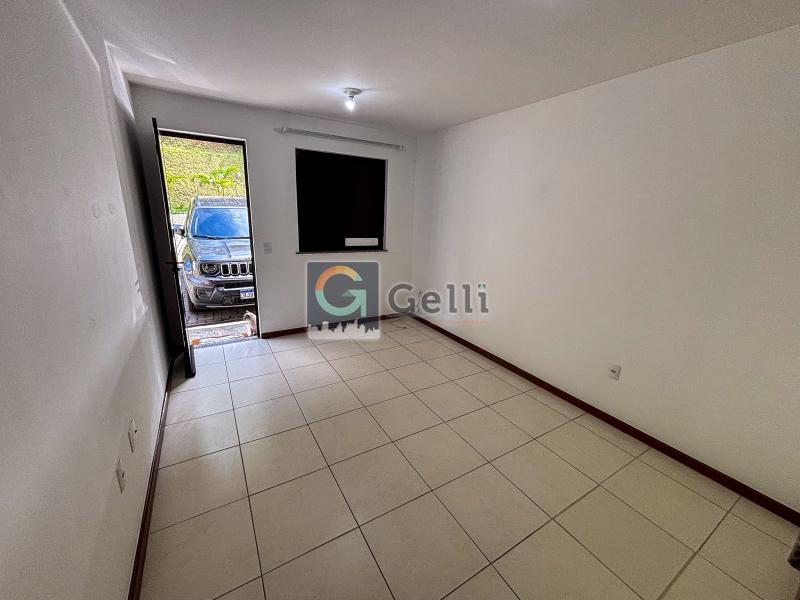 Apartamento à venda com 1 quarto, 30m² - Foto 2