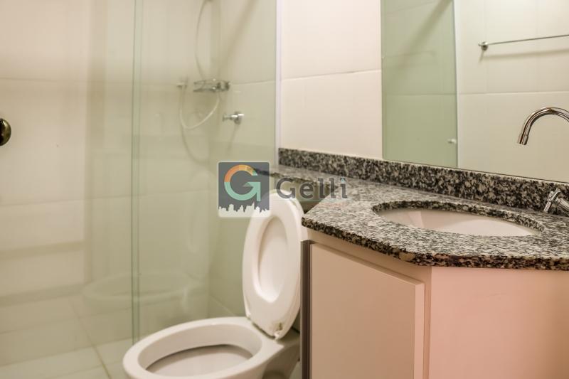 Apartamento para alugar com 3 quartos, 80m² - Foto 3