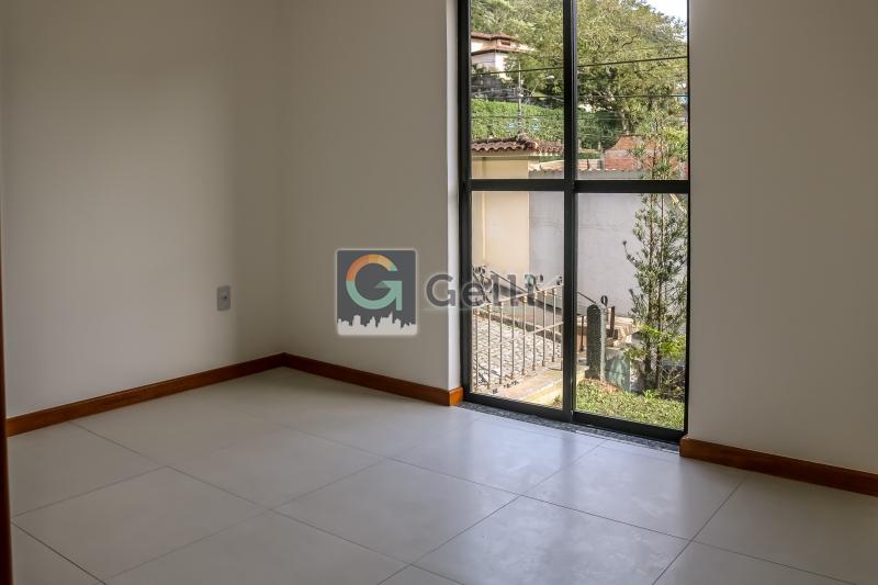 Apartamento para alugar com 3 quartos, 80m² - Foto 4