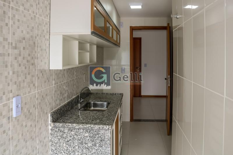 Apartamento para alugar com 3 quartos, 80m² - Foto 12