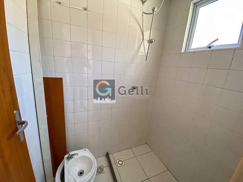 Apartamento para alugar com 2 quartos, 75m² - Foto 15