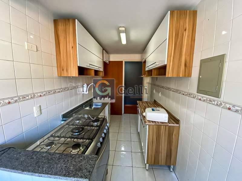 Apartamento para alugar com 2 quartos, 75m² - Foto 13