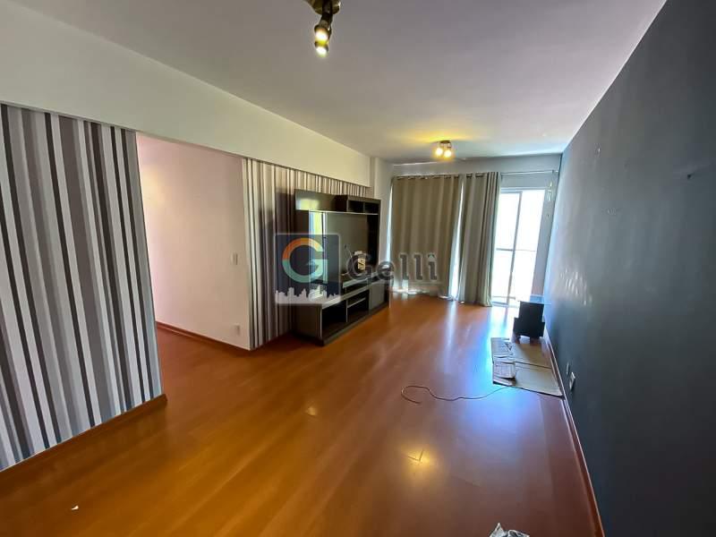 Apartamento para alugar com 2 quartos, 75m² - Foto 1