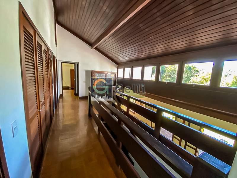 Casa à venda com 6 quartos, 350m² - Foto 15