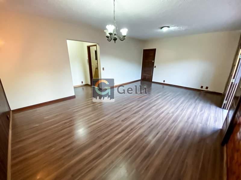 Apartamento para alugar com 3 quartos, 130m² - Foto 2