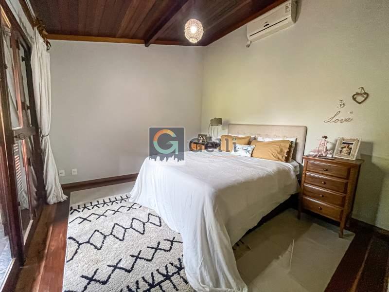 Casa de Condomínio à venda com 3 quartos, 230m² - Foto 11