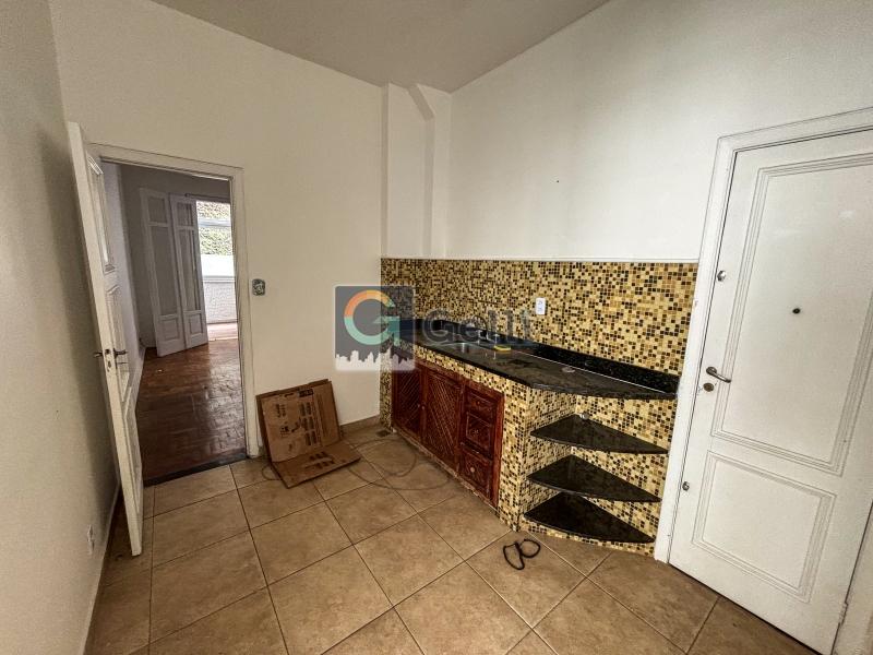 Apartamento à venda com 3 quartos, 100m² - Foto 13