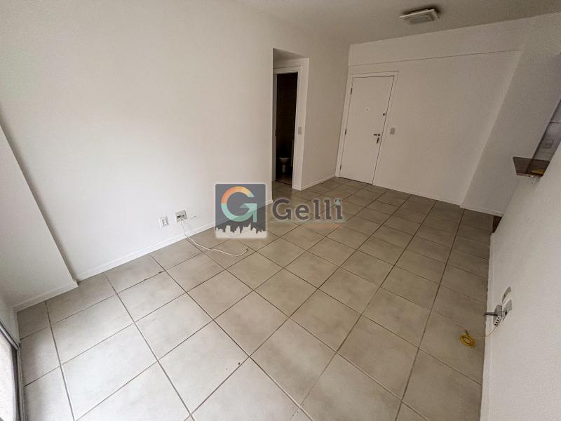 Apartamento para alugar com 2 quartos, 70m² - Foto 2