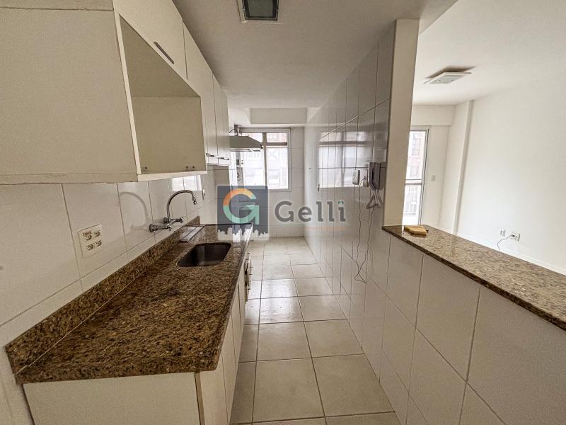 Apartamento para alugar com 2 quartos, 70m² - Foto 10