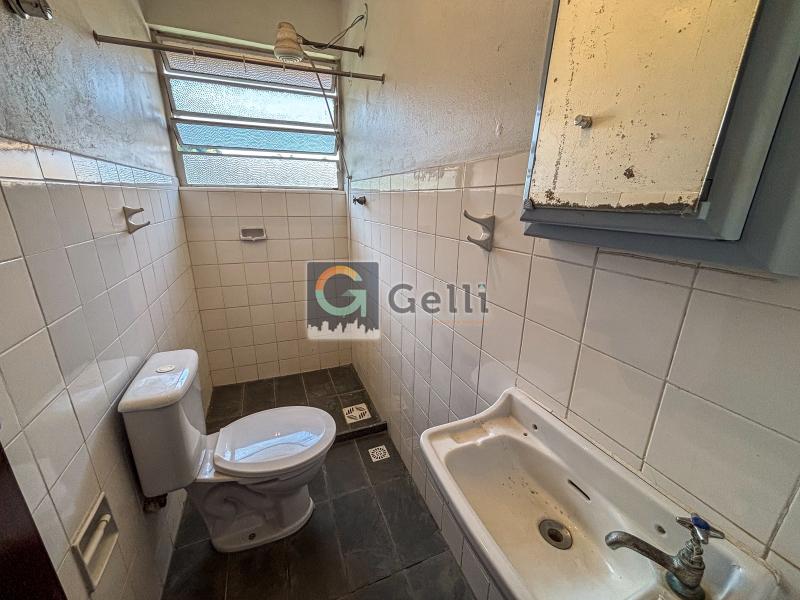 Casa à venda com 4 quartos, 220m² - Foto 15