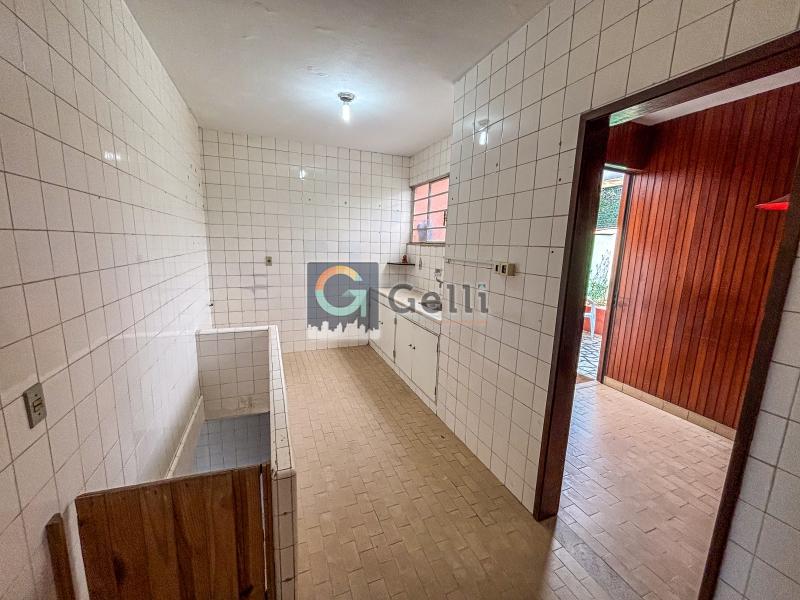 Casa à venda com 4 quartos, 220m² - Foto 12