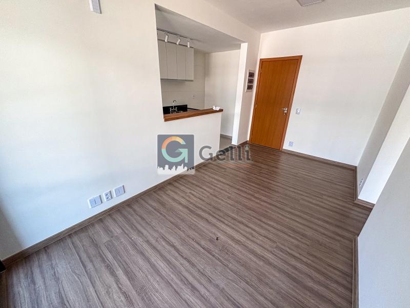 Apartamento para alugar com 2 quartos, 75m² - Foto 2