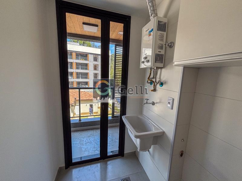 Apartamento para alugar com 2 quartos, 75m² - Foto 13