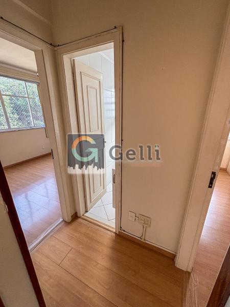 Apartamento à venda com 2 quartos, 80m² - Foto 3