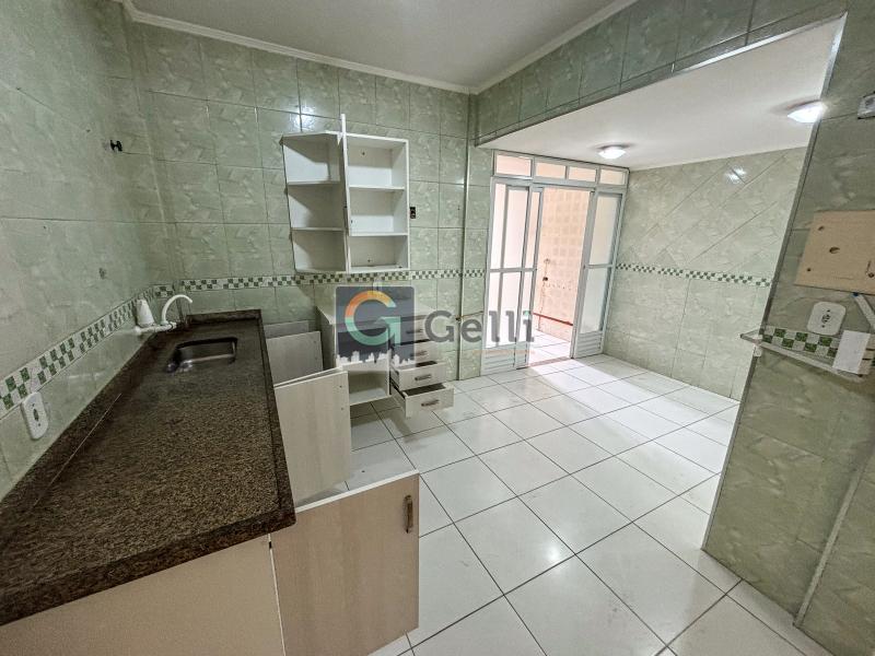 Apartamento à venda com 2 quartos, 80m² - Foto 9