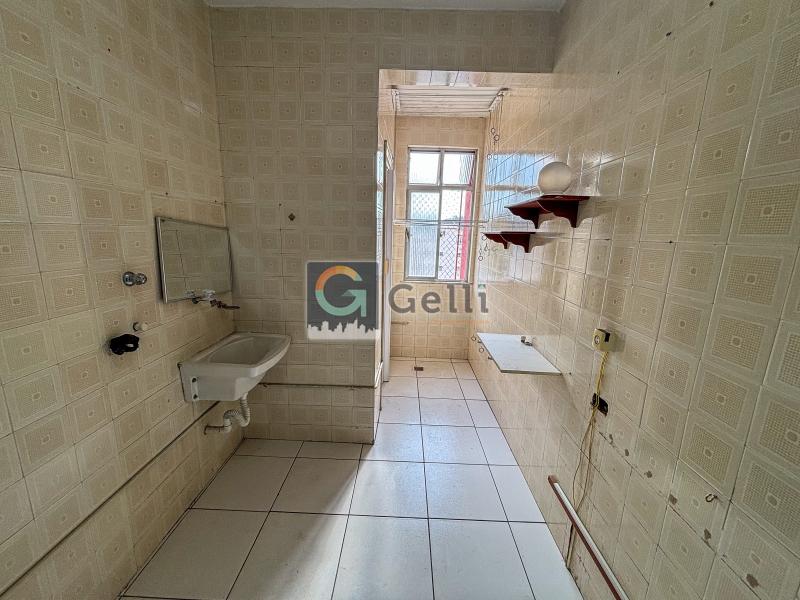 Apartamento à venda com 2 quartos, 80m² - Foto 11