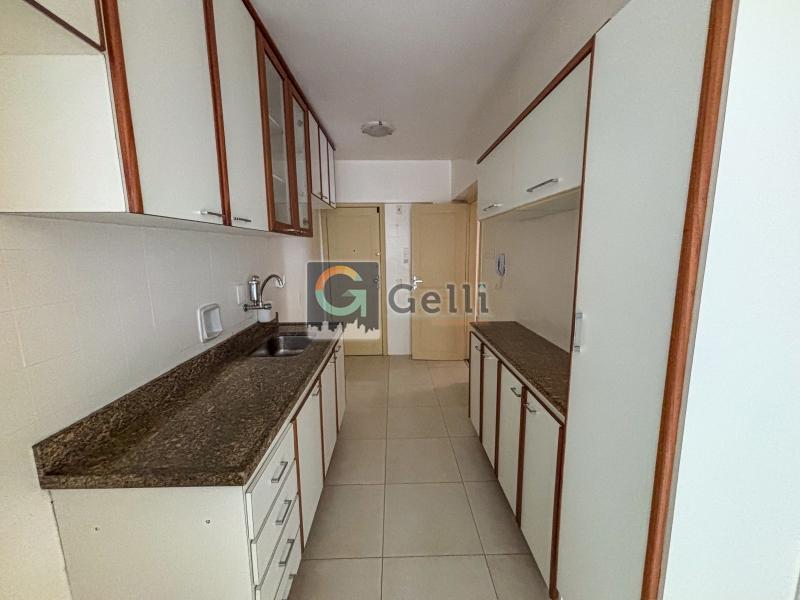 Apartamento à venda com 3 quartos, 126m² - Foto 13