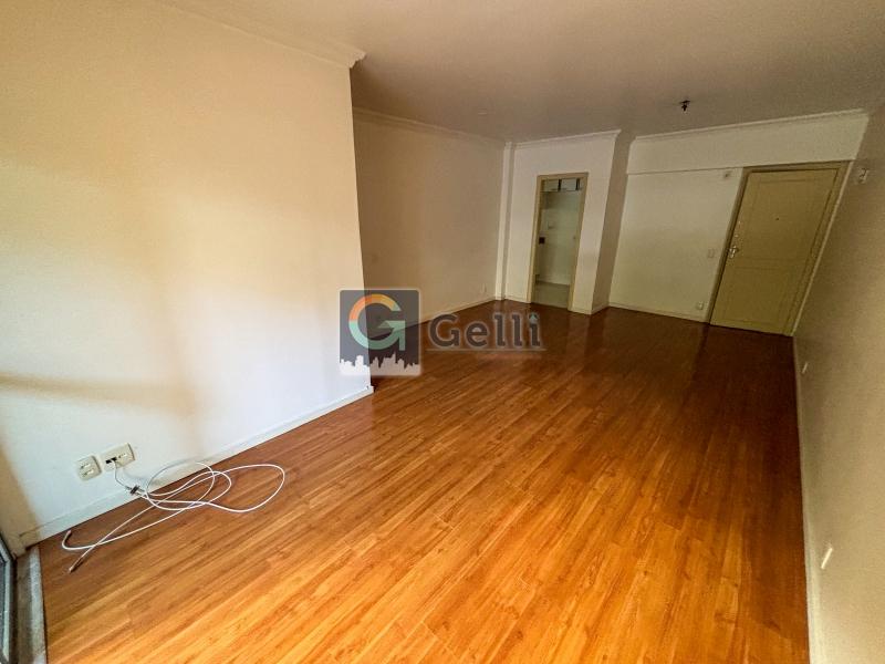 Apartamento à venda com 3 quartos, 126m² - Foto 2