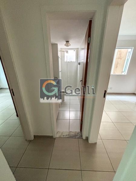 Apartamento para alugar com 2 quartos, 70m² - Foto 3