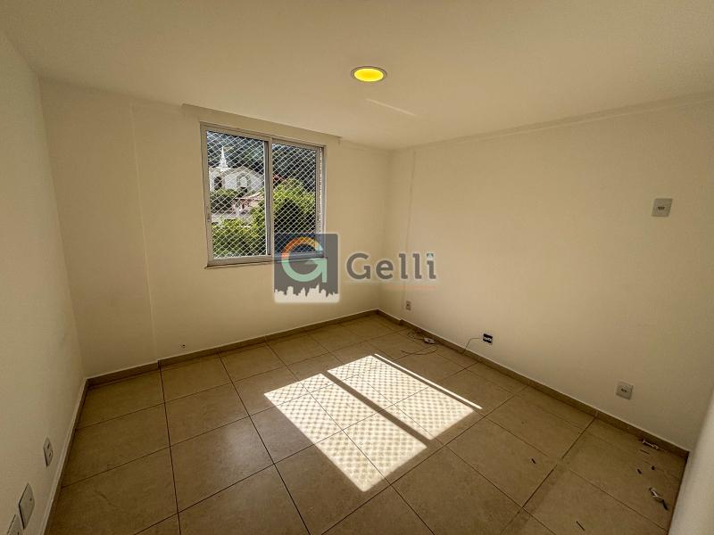 Apartamento para alugar com 2 quartos, 75m² - Foto 4