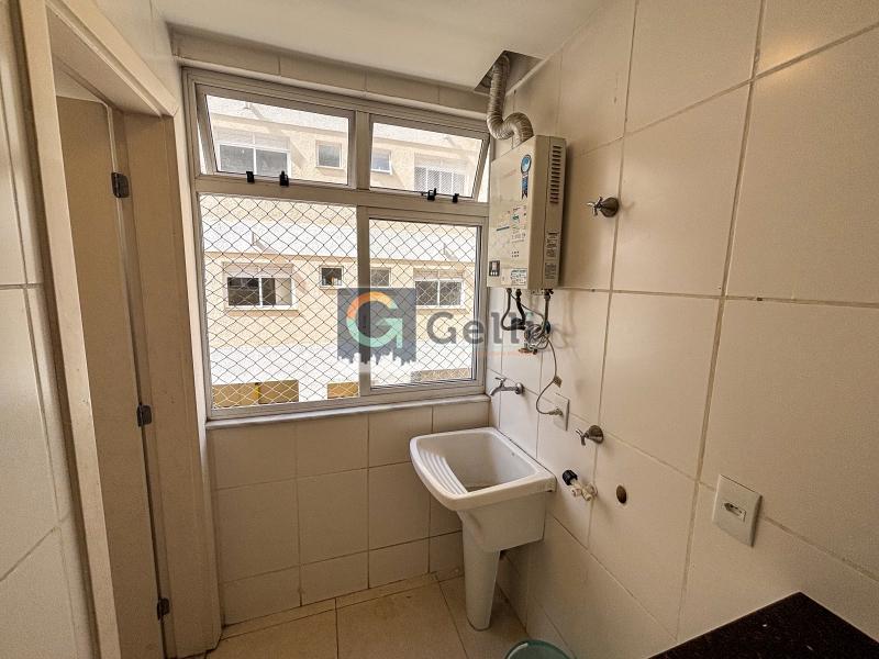 Apartamento para alugar com 2 quartos, 75m² - Foto 12