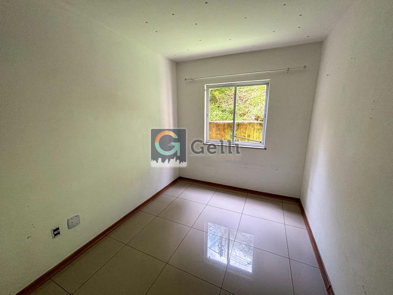 Apartamento à venda com 2 quartos, 70m² - Foto 5