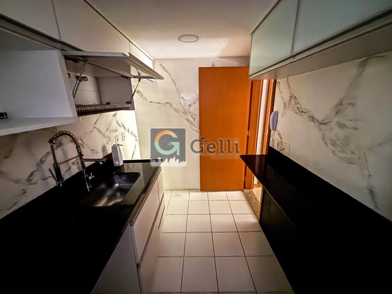 Apartamento à venda com 2 quartos, 70m² - Foto 13