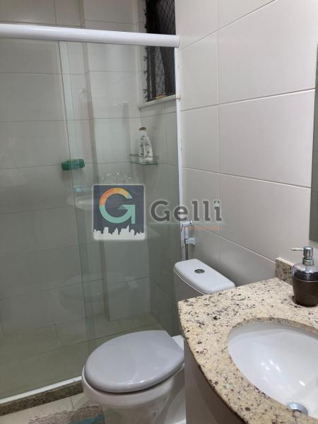 Apartamento à venda com 2 quartos, 75m² - Foto 8