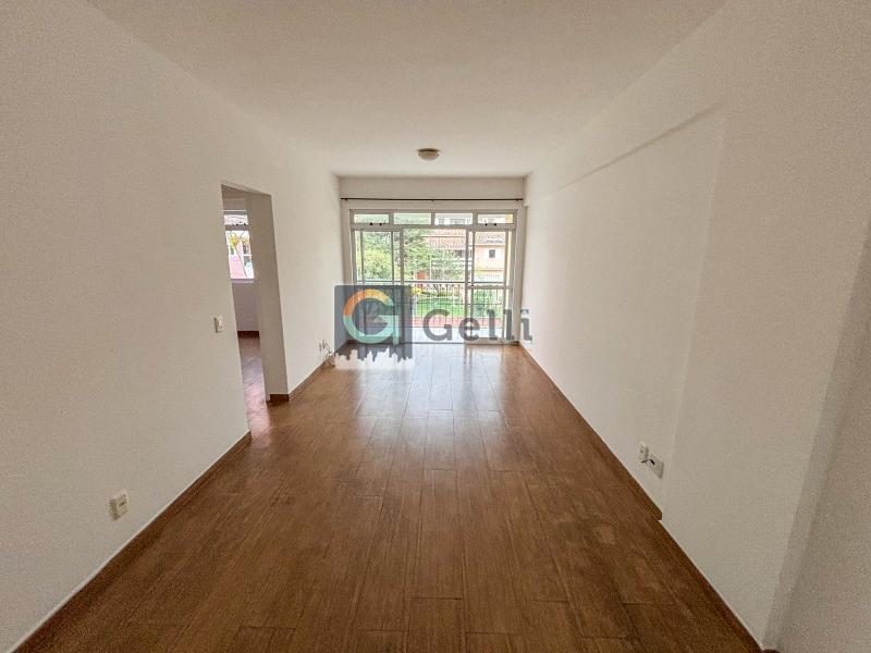 Apartamento para alugar com 2 quartos, 75m² - Foto 1