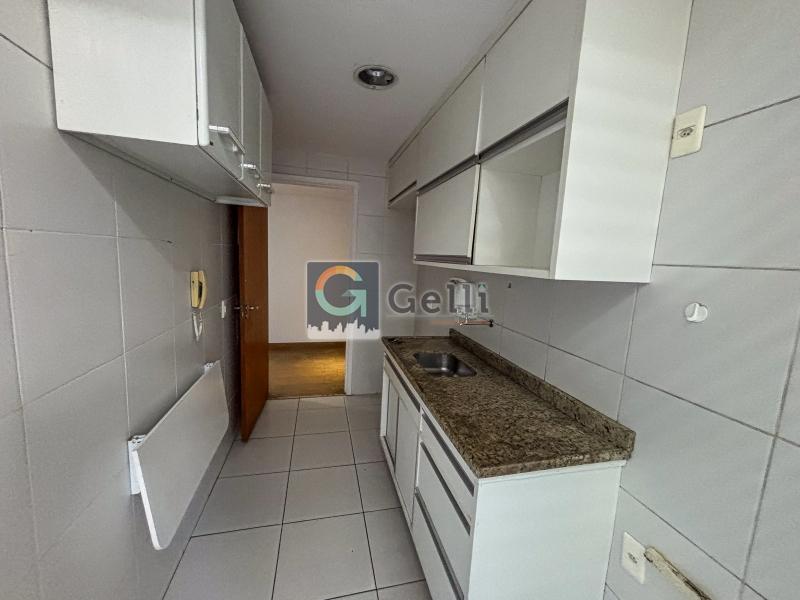 Apartamento para alugar com 2 quartos, 75m² - Foto 12