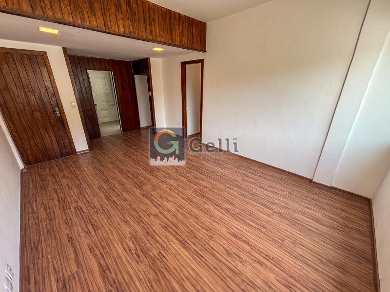 Apartamento para alugar com 3 quartos, 87m² - Foto 2