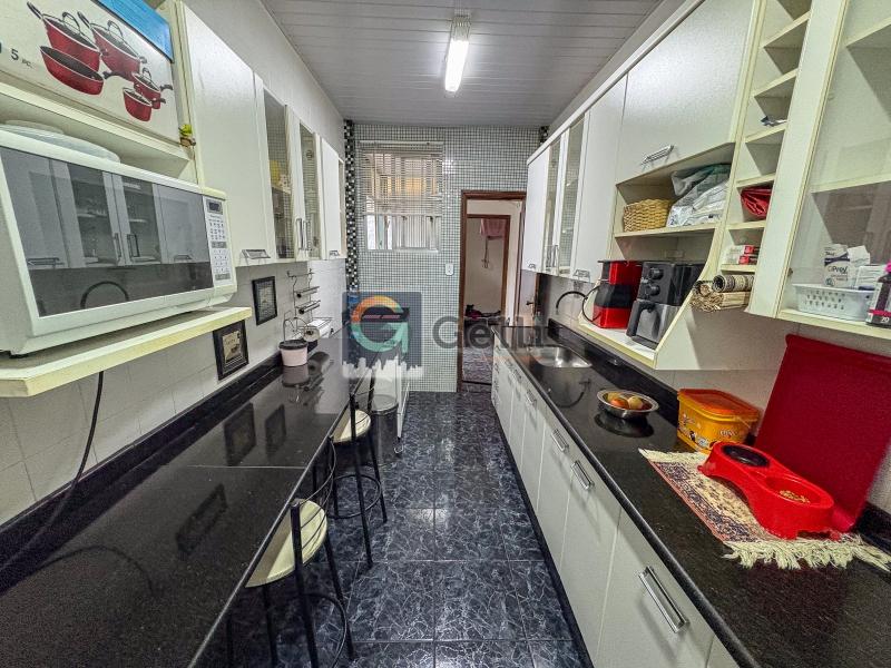 Apartamento à venda com 2 quartos, 96m² - Foto 9