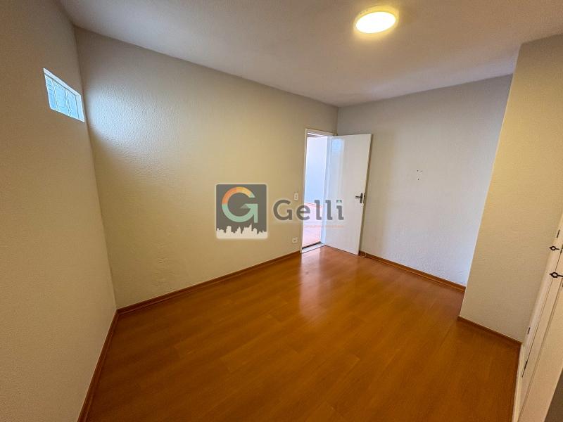 Apartamento à venda com 2 quartos, 75m² - Foto 8