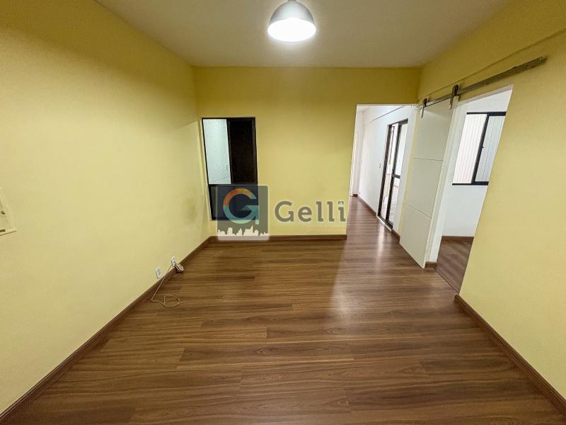 Apartamento à venda com 2 quartos, 65m² - Foto 1