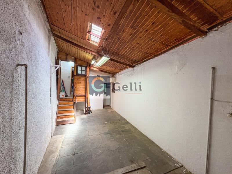 Casa à venda com 5 quartos, 335m² - Foto 17