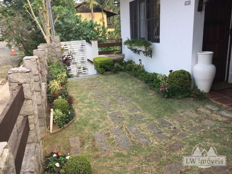 Casa à venda com 3 quartos, 210m² - Foto 22