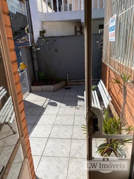 Casa à venda com 3 quartos, 100m² - Foto 22