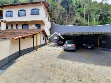 [570] Casa em Nogueira, Petrópolis/RJ