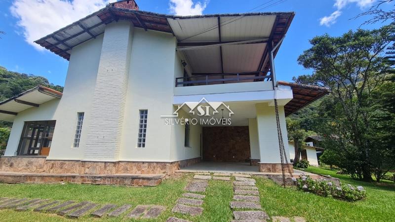 Casa à venda em Fazenda Inglesa, Petrópolis - RJ