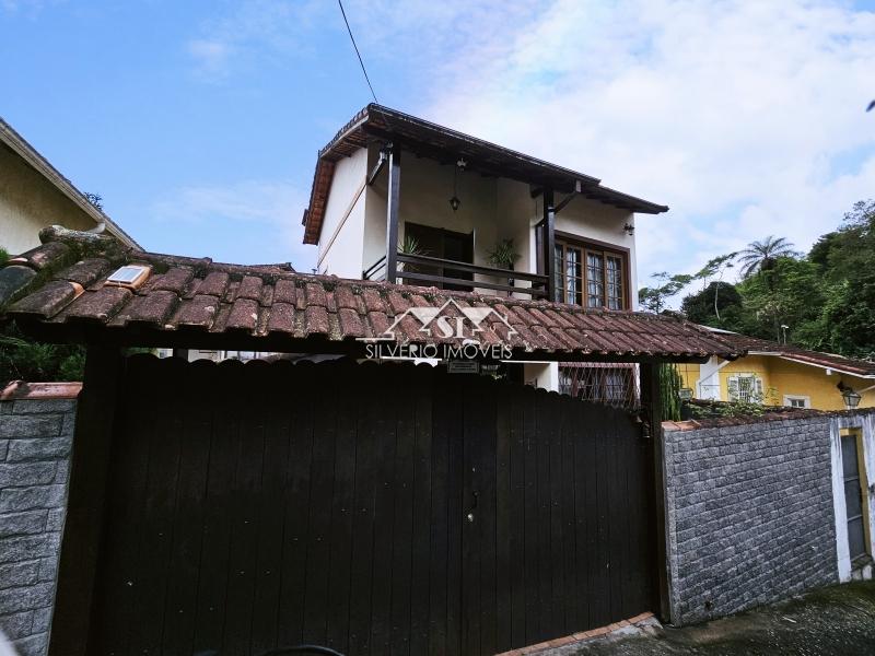 Casa à venda em Bingen, Petrópolis - RJ