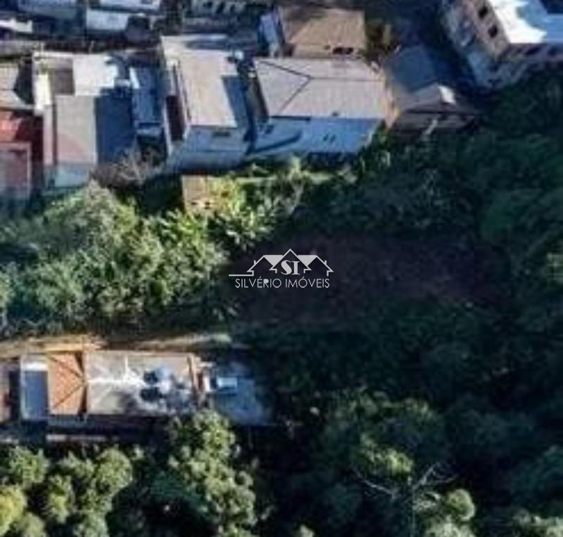 Terreno Residencial à venda em Mosela, Petrópolis - RJ